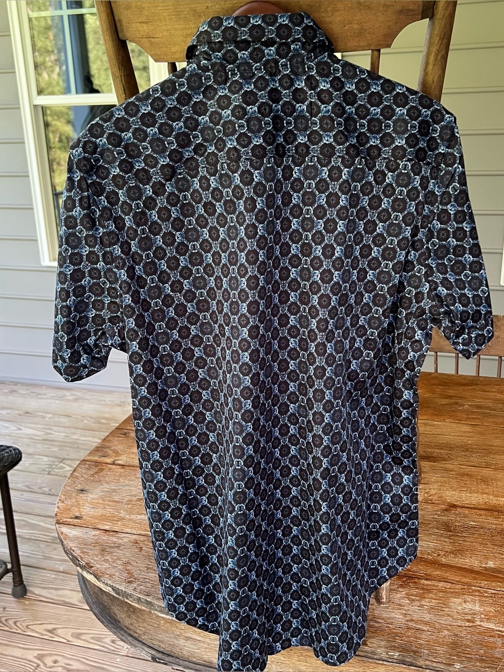 Robert Graham Bramston Navy Geometric Medallion Short Sleeve Shirt Small NWT - Picture 2 of 13